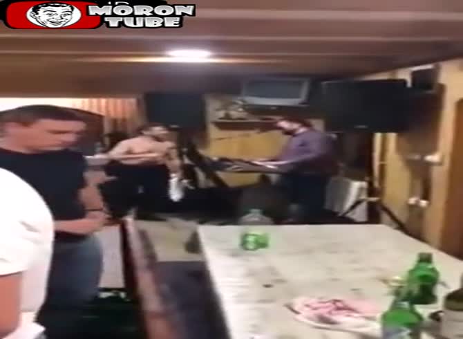 Video :A guy arrives and starts a fire at a party